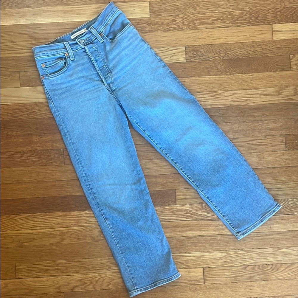 Levi’s Ribcage Straight Ankle - Picture 2 of 9